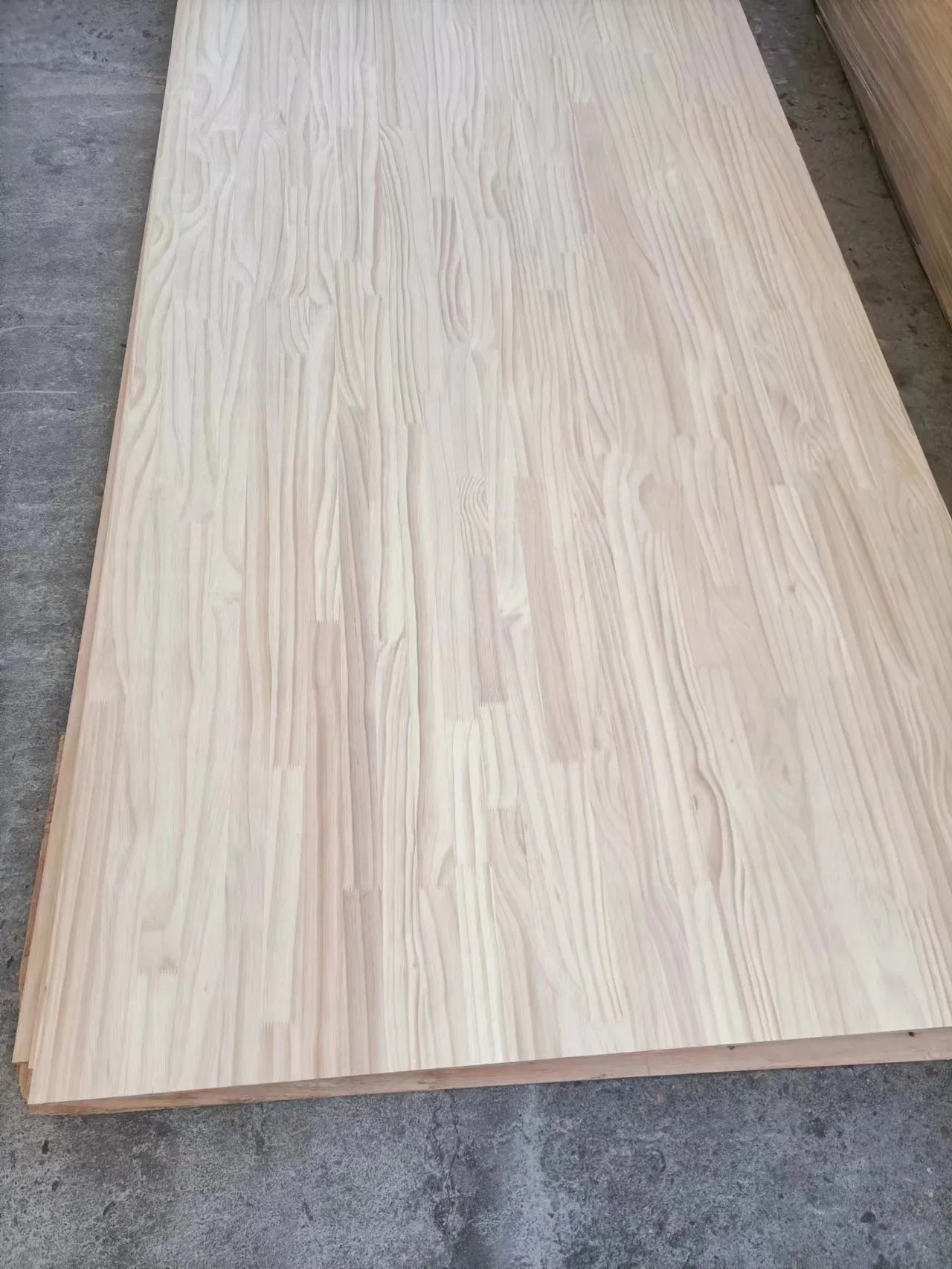Customized Pine Wood Lumber Figure Joint Board with E0 for Soild Wood Furniture