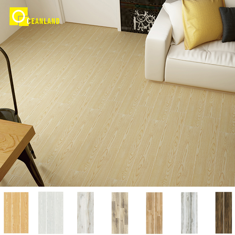 Керамогранитная плитка под дерево для гостиной