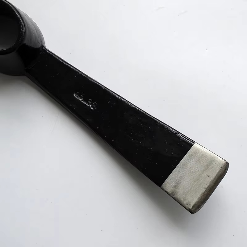 Factory Hot Selling Agriculture Tools Railway Steel Oval Hole P402 Pickaxe
