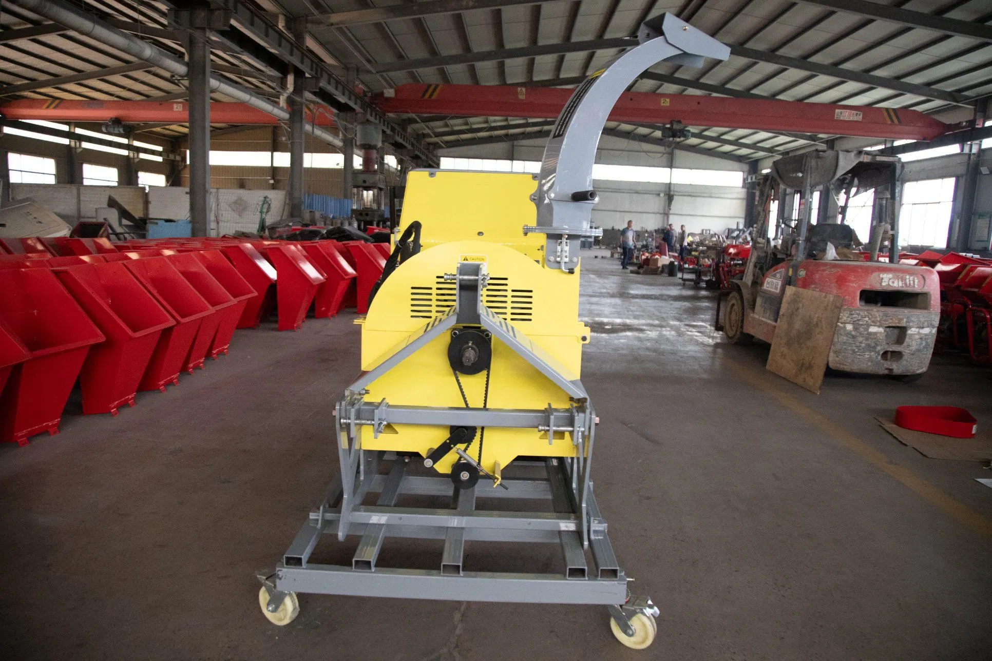 Дизельный измельчитель древесины 192-300Y