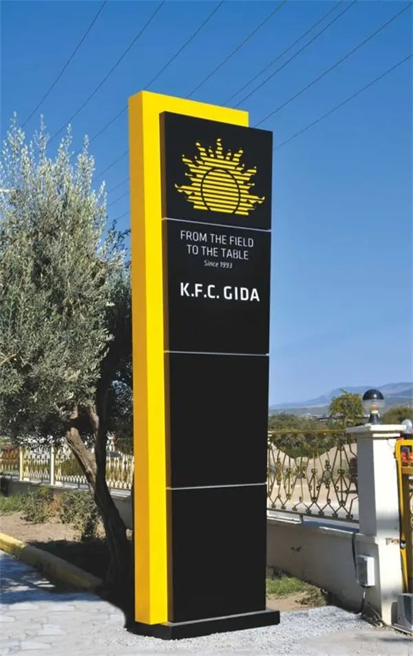 Design Steel Petrol Fuel Pylon Sign Building Directories Direction Pylon Sign LED Sign