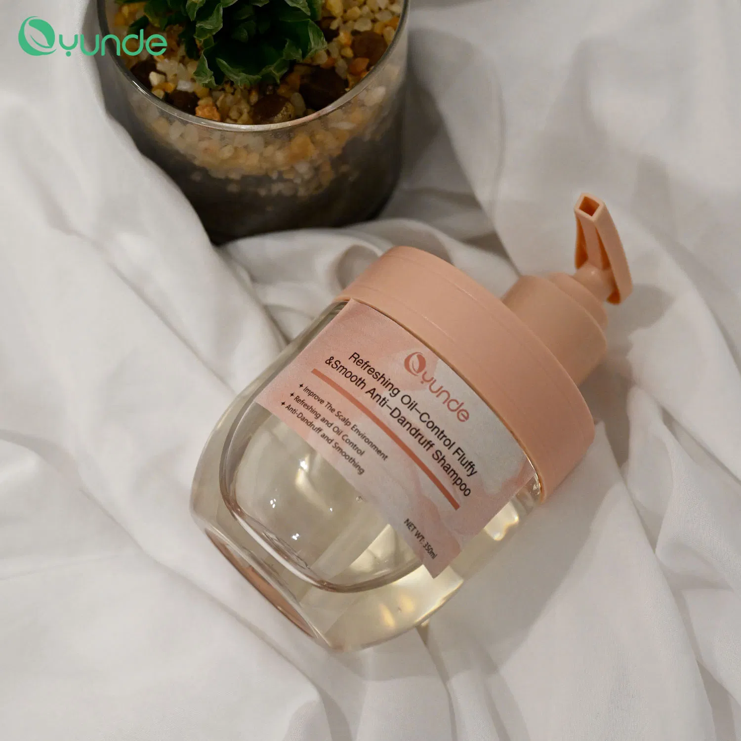 Refreshing and Oil Control Fluffy and Smooth Anti-Dandruff Shampoo