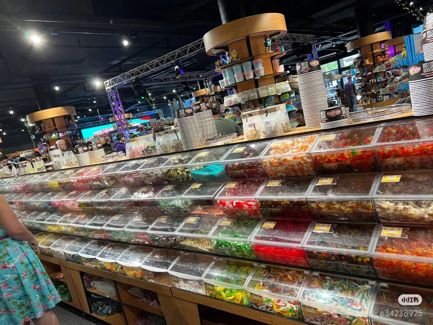 High Quality PC Plastic Bulk Candy Feed Bins for Sale