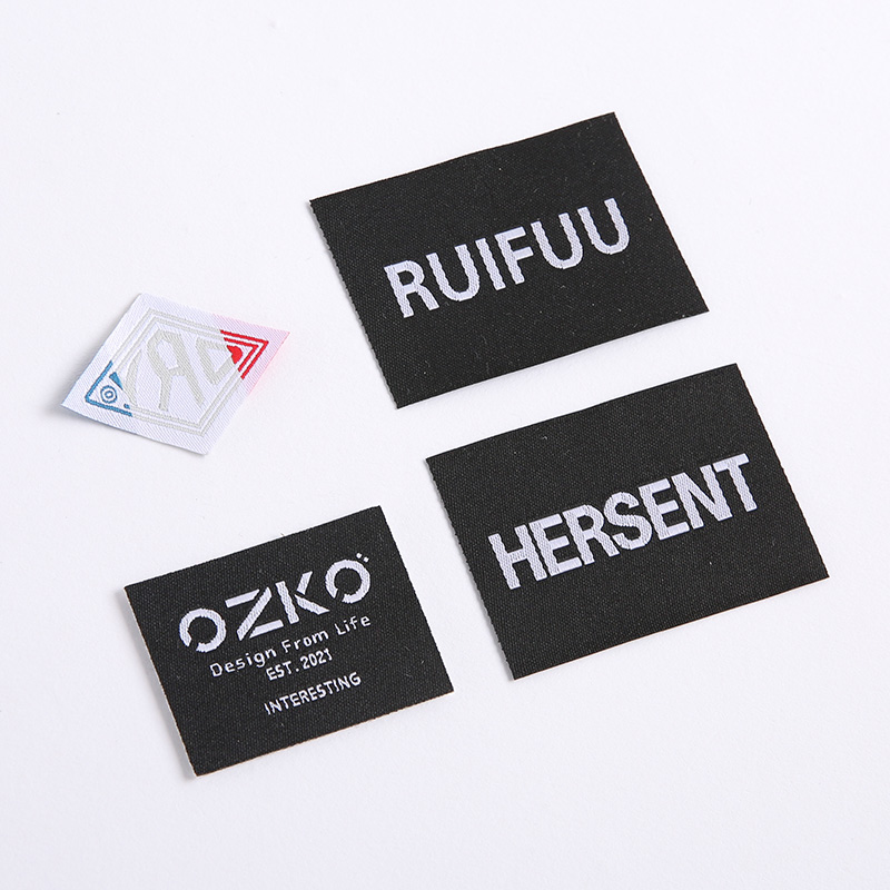 Этикетки тканые жаккардовые полиэстер для одежды на заказ