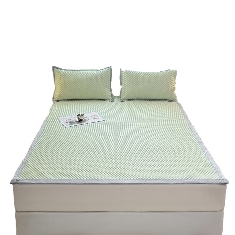 Wholesale Factory Simple Cool Feeling Ice Silk Washable Bedding Mat