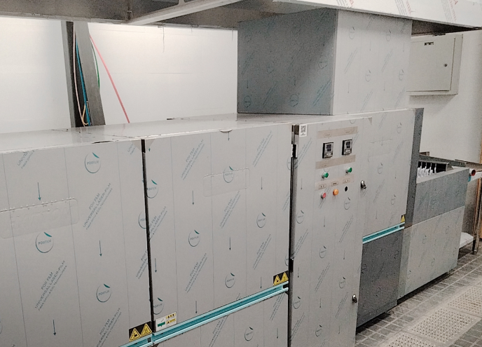 Efficient High-Capacity Commercial Dishwasher for Restaurant Equipment - Model No.: Ht-Z1