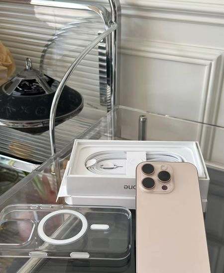 Transparency Clear Magsafe Animation Phone Case