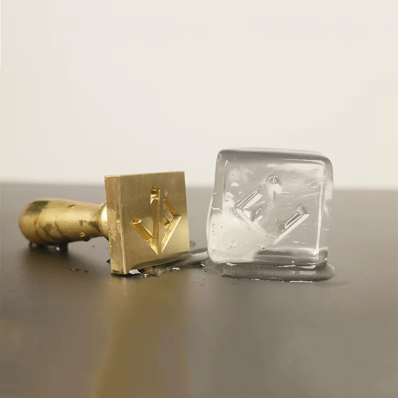 Custom Ice Mold with Personalized Logo Brass Ice Stamp for Bar Whiskey Ice Brand