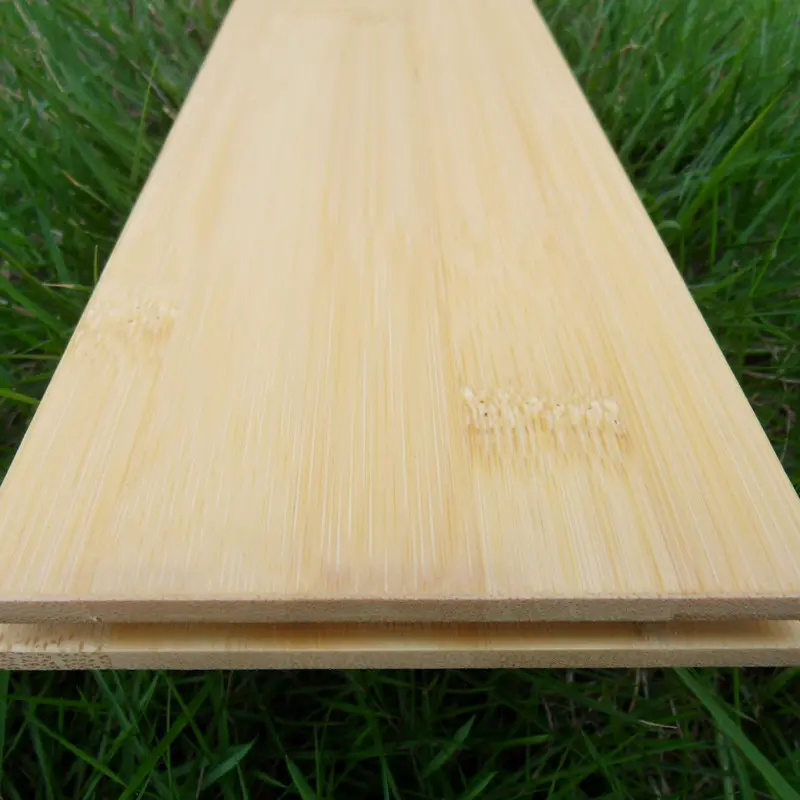 Паркетная бамбуковая доска горизонтальной структуры, натуральный цвет