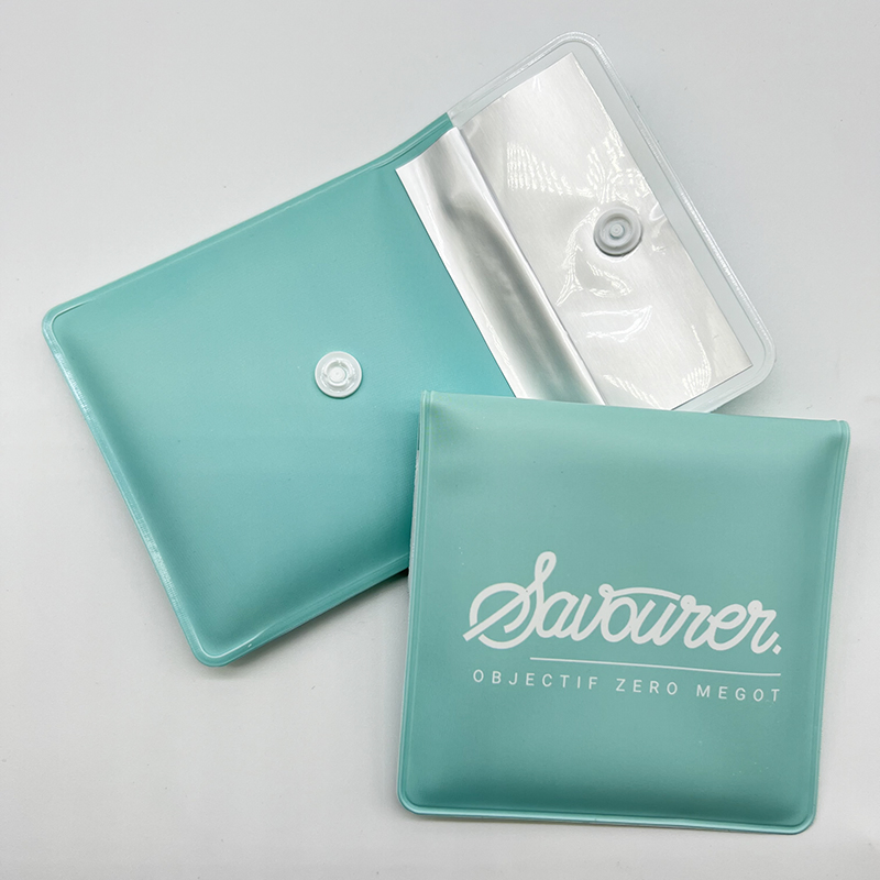 Wholesale Custom Logo Print Portable Pocket Ashtray with Good Quality