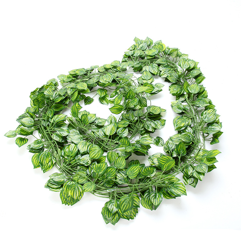 Гирлянда искусственная плющ 12 нитей 25 метров