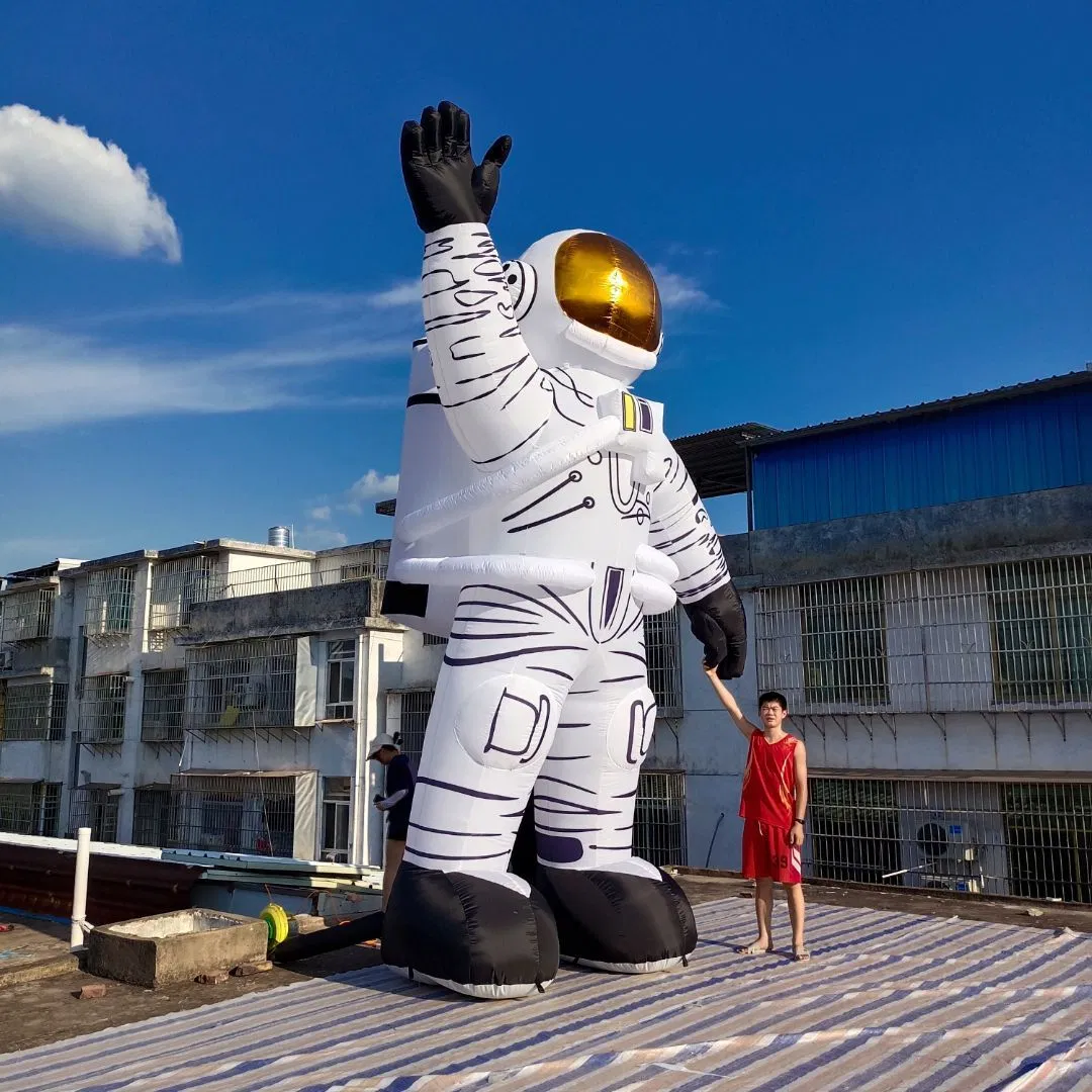 Giant 5m H Inflatable Spaceman Astronaut Character with Air Blower for Advertising Decoration