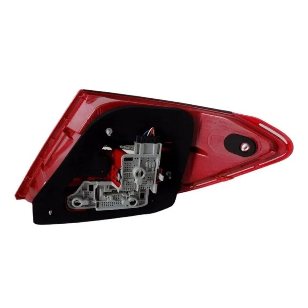 Задний фонарь для Mercedes C-Class W204 2011-2013