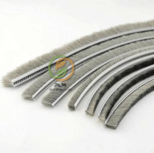 Factory Price Brush Wool Pile Weatherstripping Silicone Sealing Strip Large Door Seal Weather Strip Black/Grey Strip 48*600/700800/900 mm