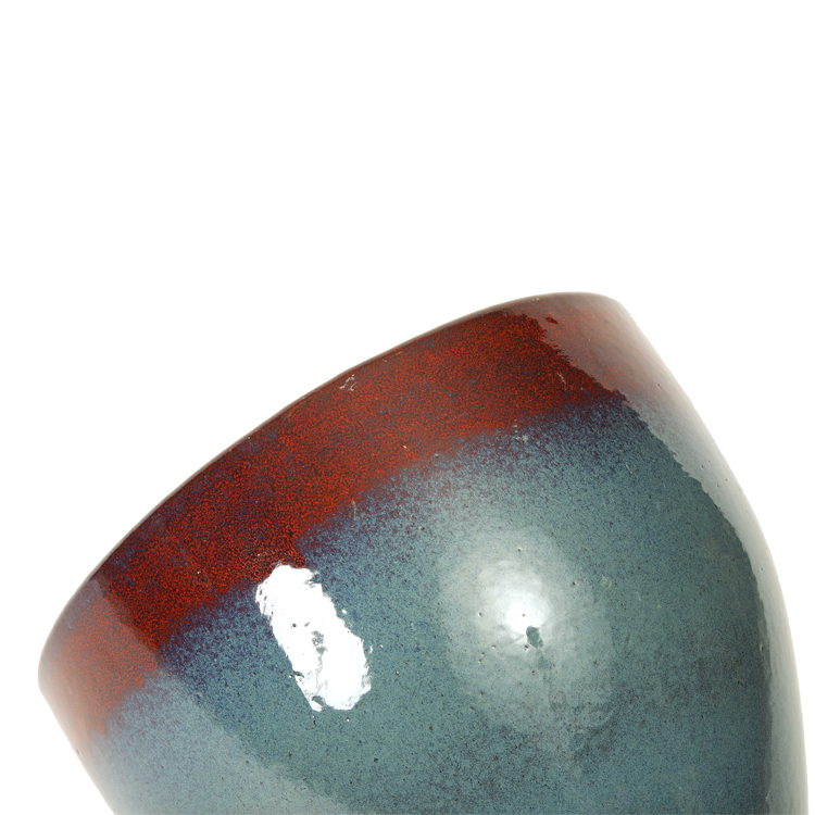 Горшок садовый керамический