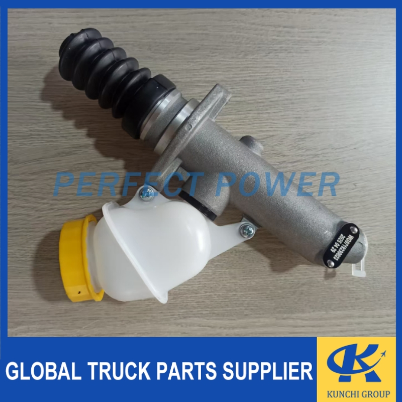 Главный цилиндр сцепления Sinotruk HOWO A7 WG9719230023