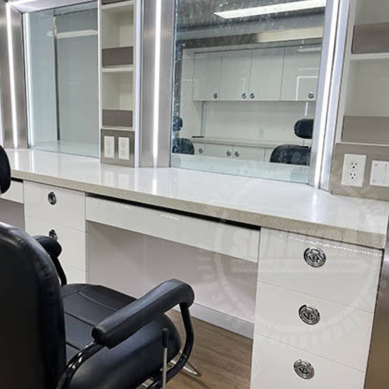 Modular Mobile Luxury Hair and Makeup Trailer for Sale
