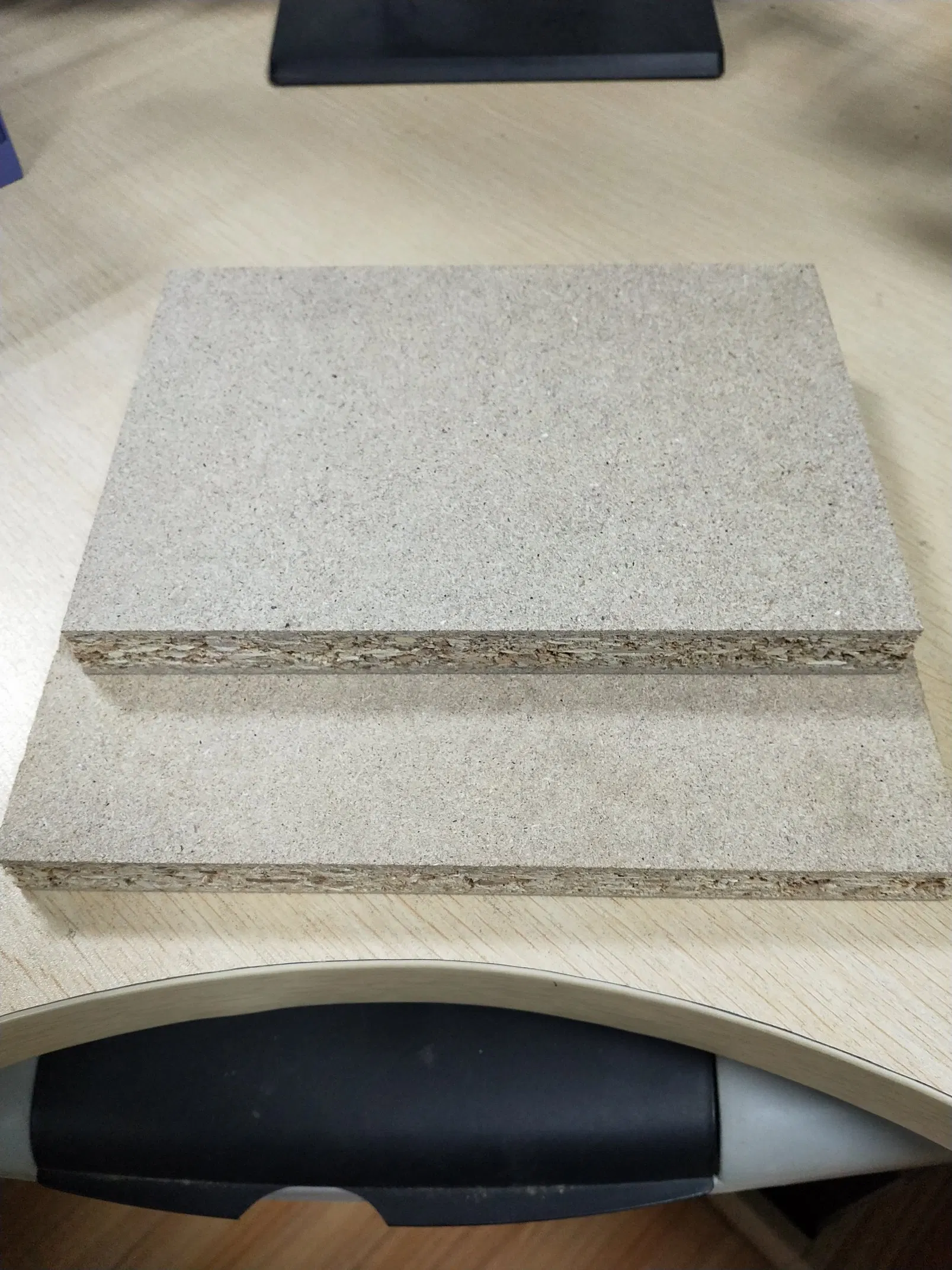 Supply 12mm Raw and Melamine Faced Particle Board/MFC