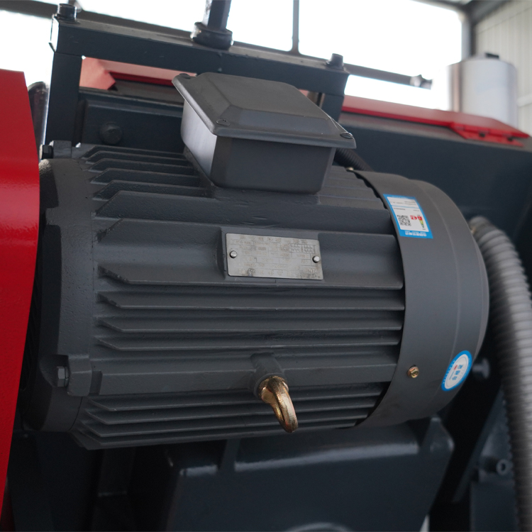 Ленточная пила по металлу автоматическая для прутков