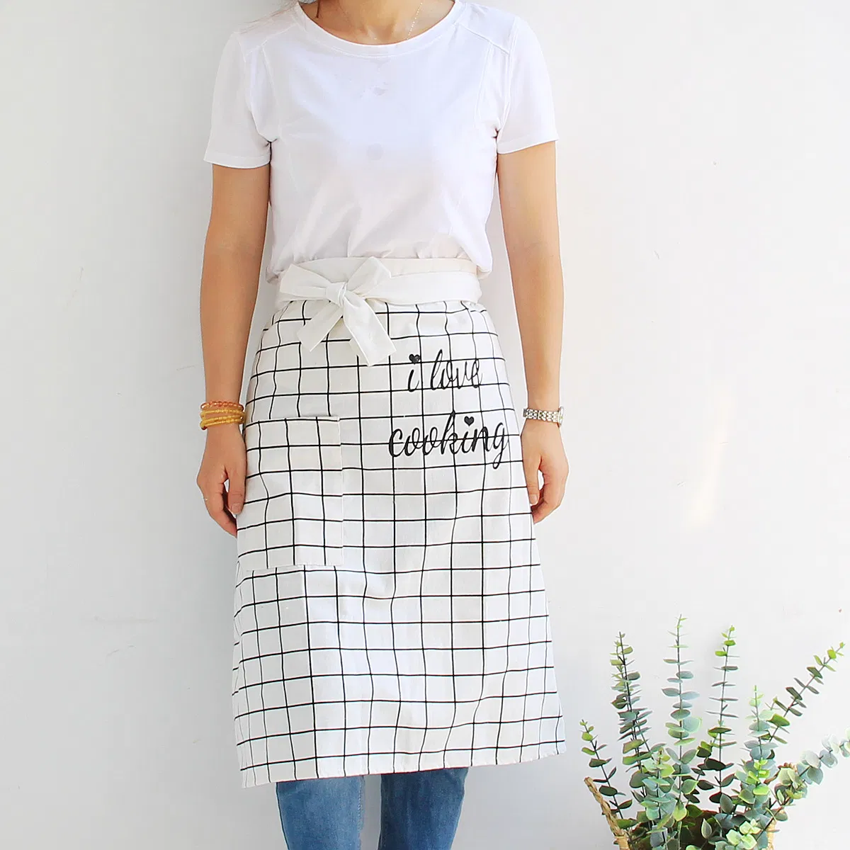 Custom Coffee Bar Restaurant Waitress Chef Waiter Server Half Short Aprons Kitchen Waist Apron with Pockets