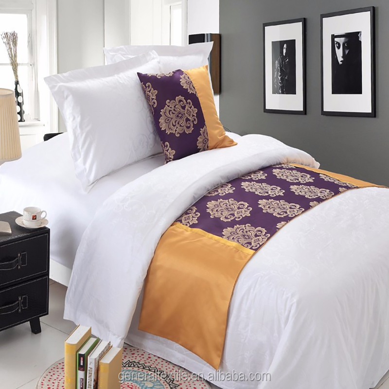 High Quality Boutique Designs 100% Polyester Bed Runner China Factory