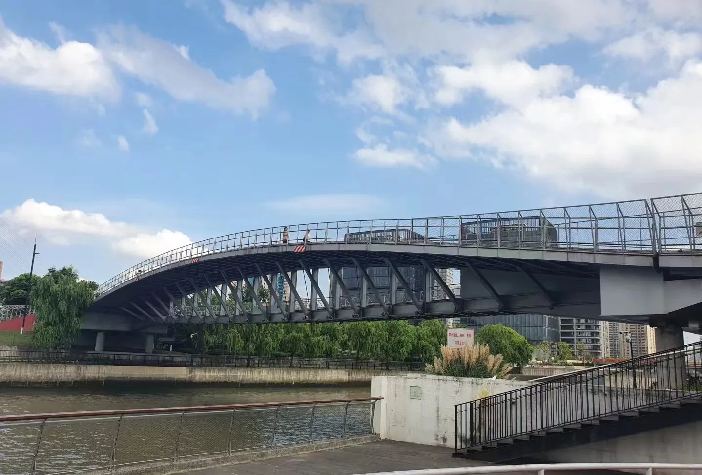 Versatile High-Strength Steel Structure, 50m to 500m Span, Wind Resistant