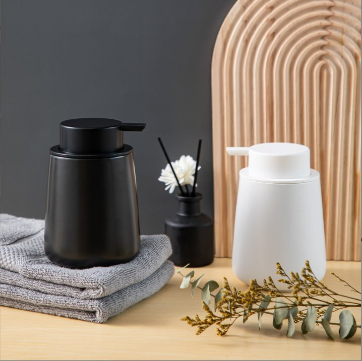 High End Single Ceramic Dispenser SPA Style Vanity Home Bathroom Accessories