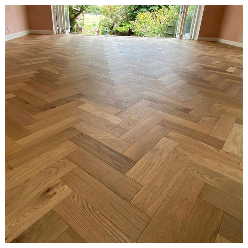 American Herringbone Solid Wood Reinforced Flooring Environmentally Friendly Wear-Resistant and Moisture-Proof Wood Flooring