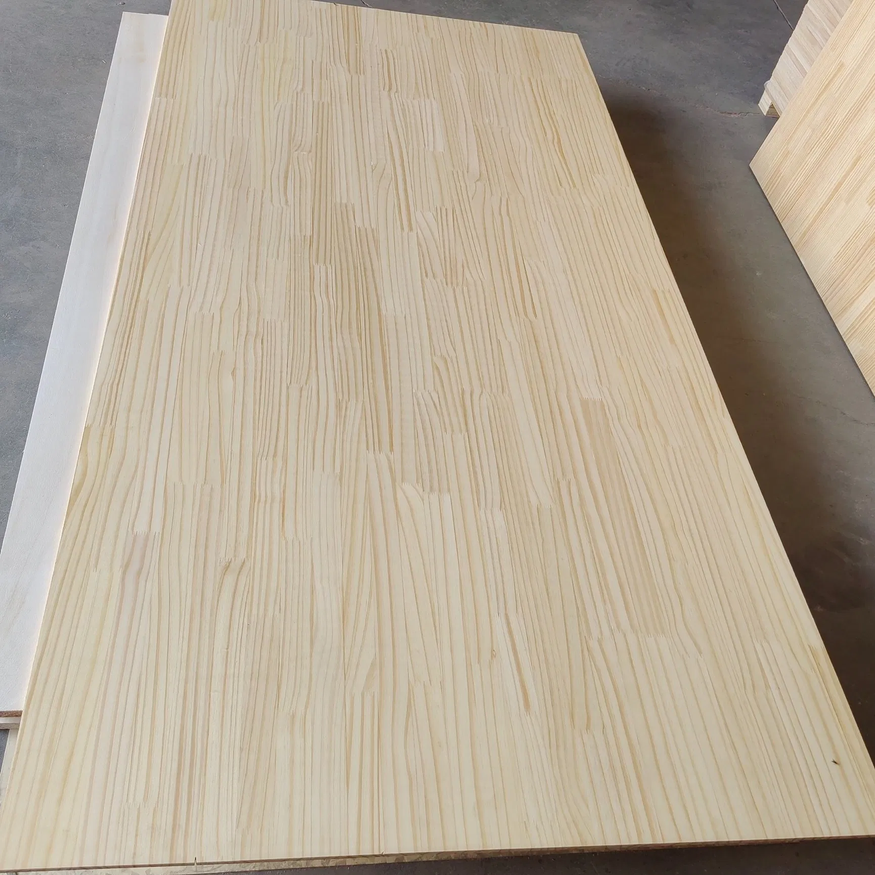 Cheap Price Pine Timber Wood Board Custom Size Pine Finger Joint Board