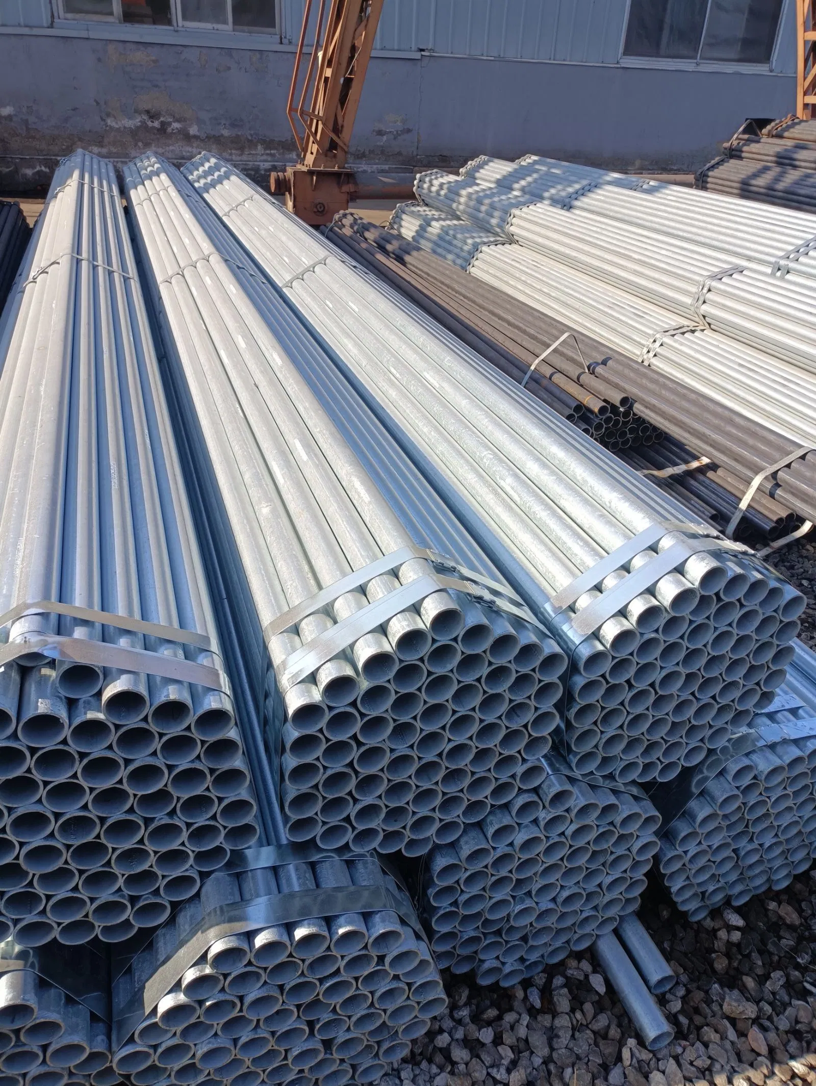 Heavy-Duty Scaffolding Gi Pipe Grade St35-St52 Thickness 1mm-10mm