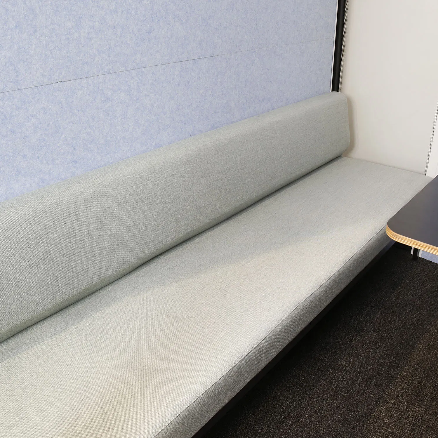 Premium Privacy Coworking Soundproof Work Pod for Office or Home Use