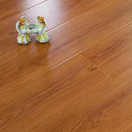 High Quality Eco-Friendly Wear Resistant Anti- Scratch E1 AC3 Laminate Flooring