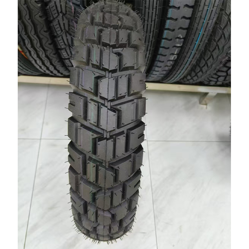 Мотошина бескамерная 110/90-16, 20000 км, Ds107