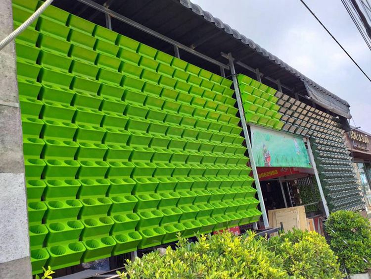 Горшок настенный вертикальный для растений