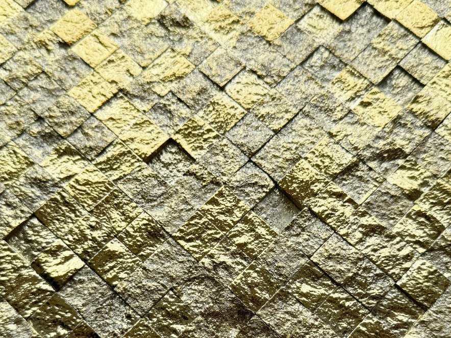 Мозаика из жёлтого лавового камня золотого цвета