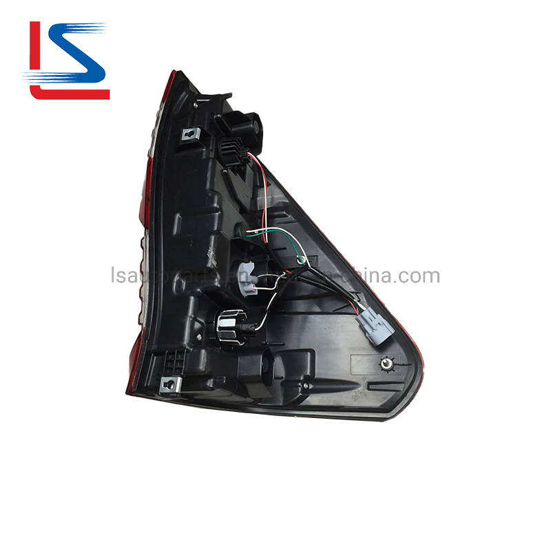 Задний фонарь LED для Toyota Hilux Vigo Revo (2021)