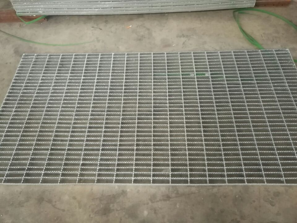 Hot-DIP Galvanized Grating Factory