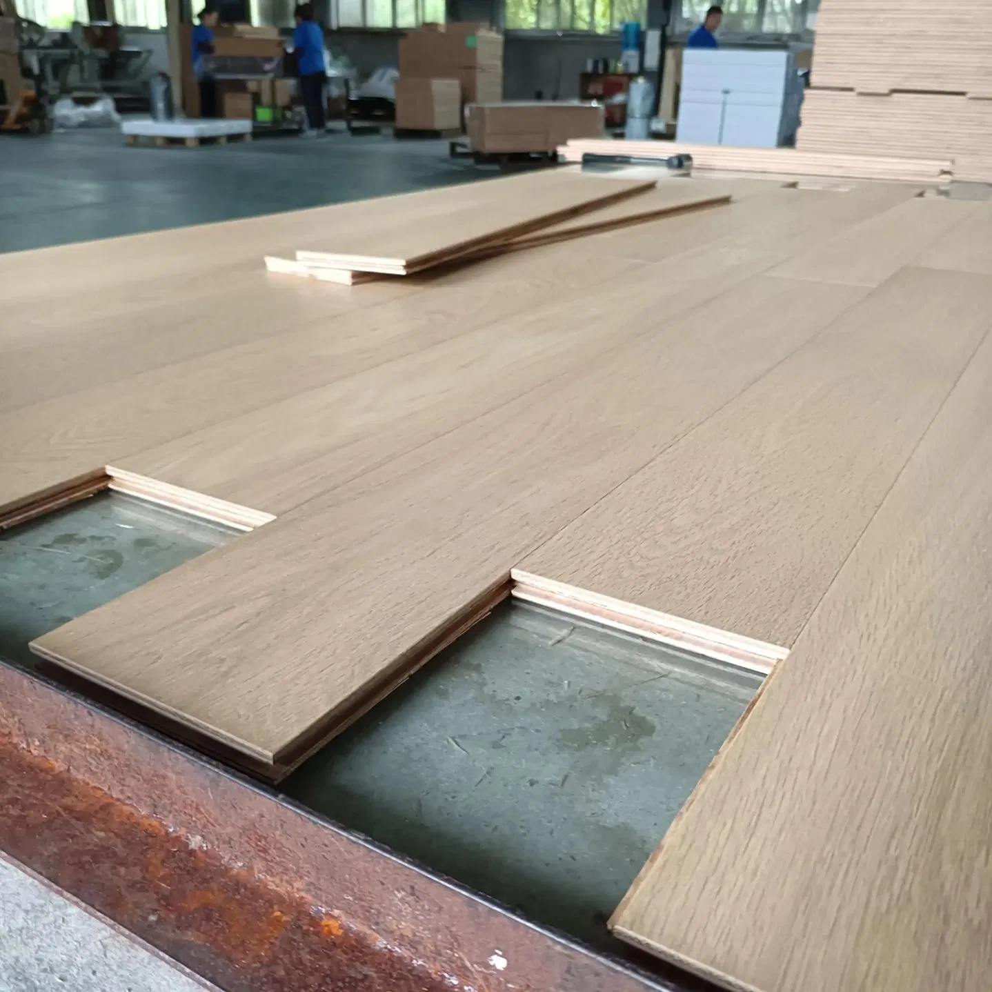 European Oak Indoor Hardwood Flooring Smooth Matte Real Wood Parquet White Oak Engineered Solid Wood Flooring
