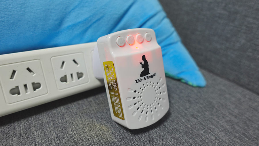 2025 Shantou Sajadah Zk80 Quran Speaker for Muslim Zikir Plug Zikir with Auto Play Audio Player