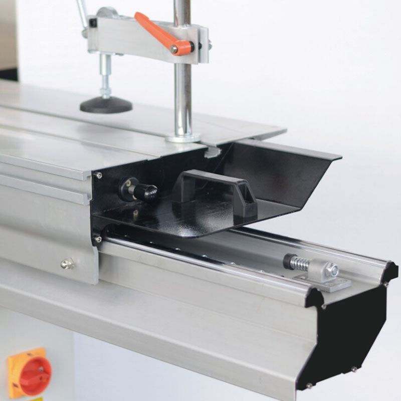 China Origin Sliding Table Panel Saw for Furniture Cutting by Sosn