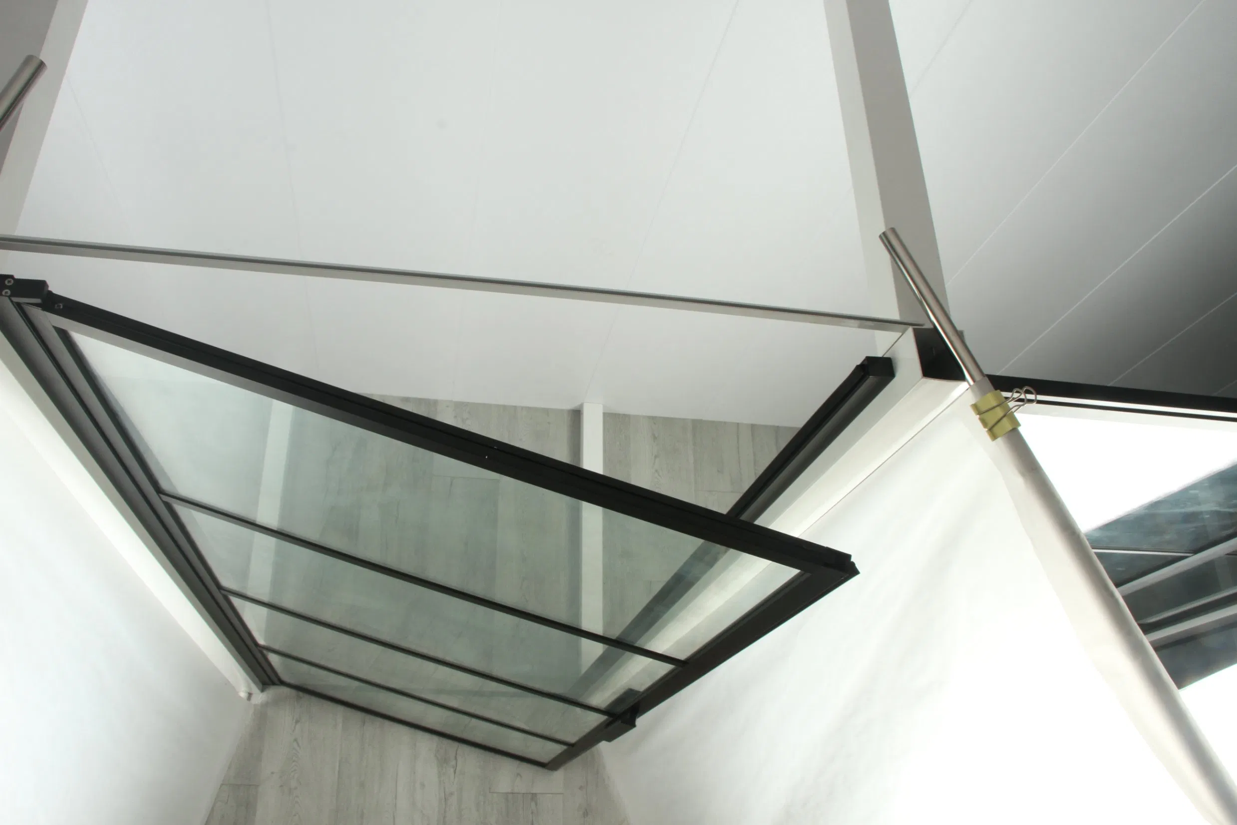Elegant Sliding Door Shower Enclosure for Modern Bathrooms