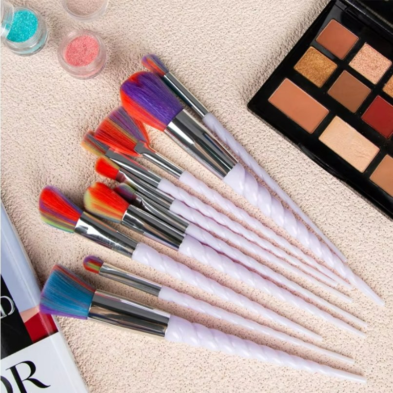 Light Purple Professional Foundation Powder Cream Blush Spiral Handle Foundation Makeup Brush