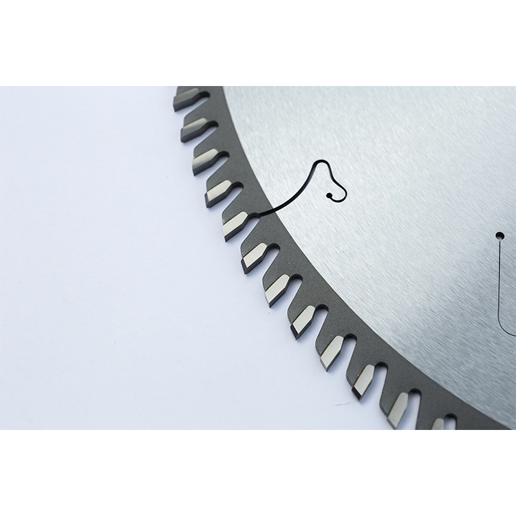 Пильный диск TCT для продольной и поперечной резки дерева