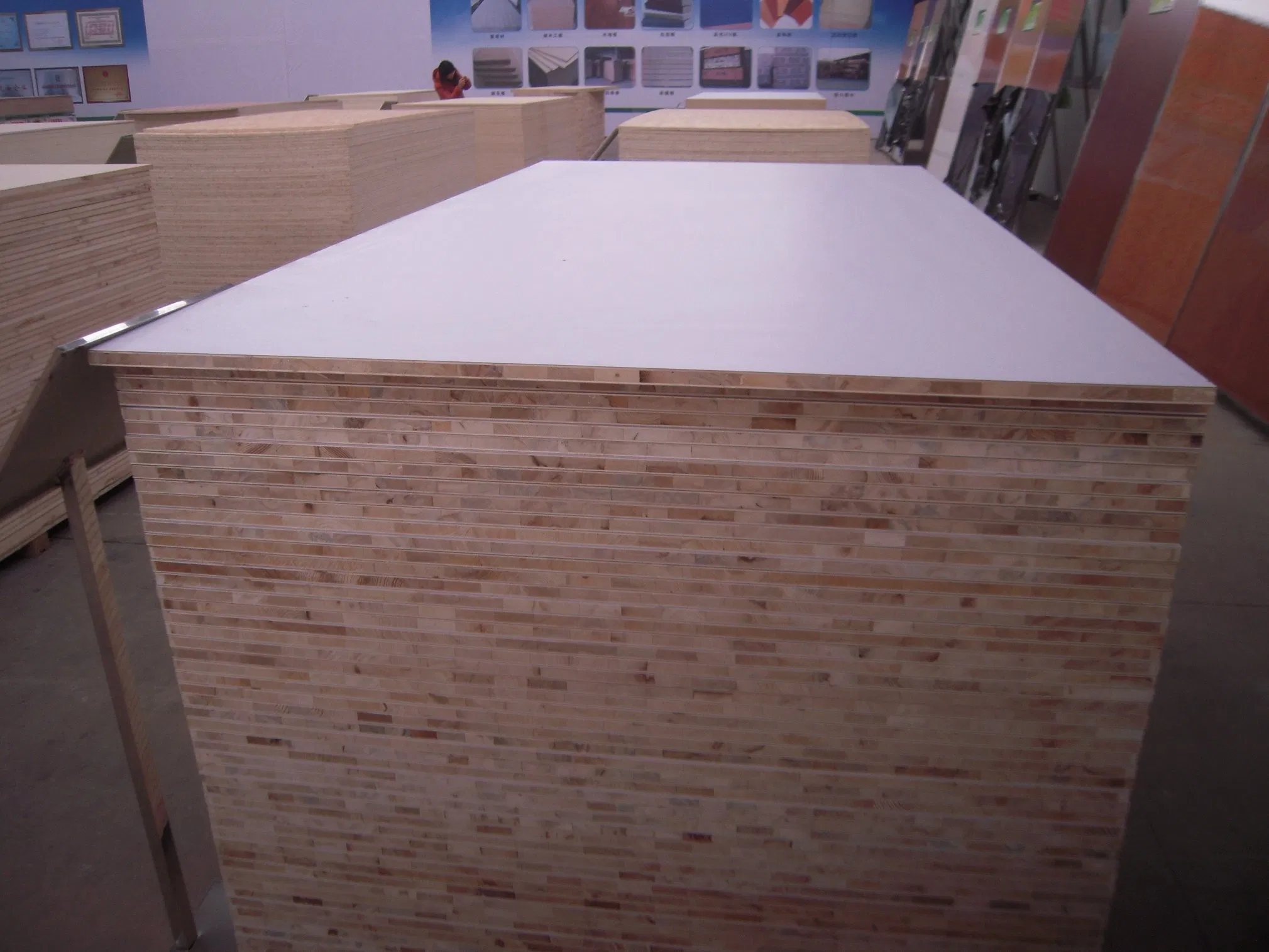 1220mm*2440mm Block Board/Blockboard for Furniture and Wardrobe