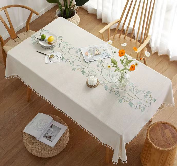 Stripes Jacquard Polyester Table Runner with POM POM Trims for Home Hotel