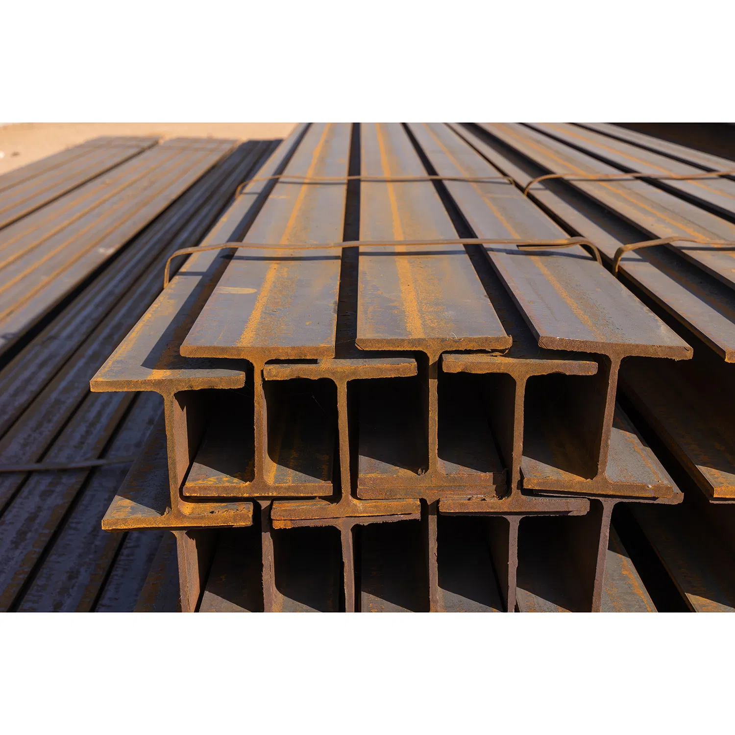 A36 A992 Hot Rolled Welding Beam S490 S235 I Beam 16mm Channel Structure H Beam Steel