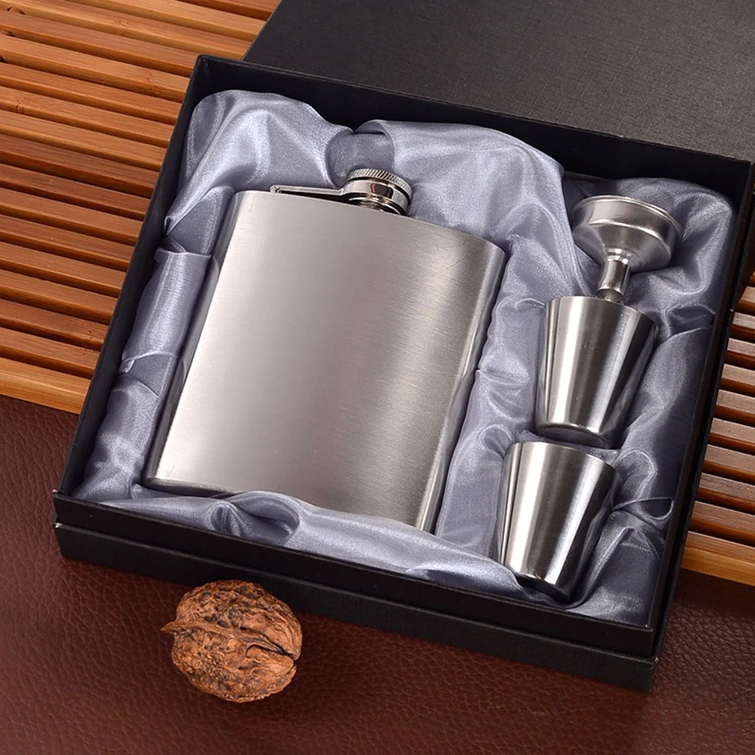 Leak Proof Stainless Steel Whisky Hip Flask