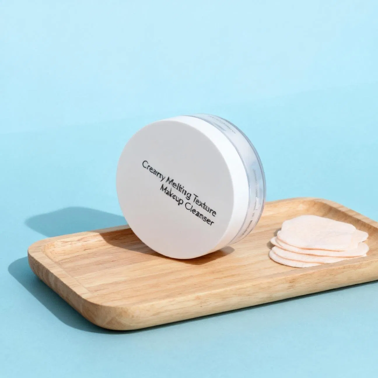 Protective Film Preserving and Nourishing Face Cleanser with Moringa Seed Oil and Bisabolol for Delicate Skin Types