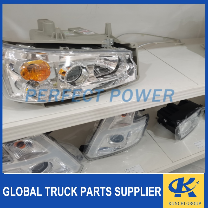 High Quality Sinotruk HOWO10 Heavy Truck Left Headlight Assembly WG9719720001