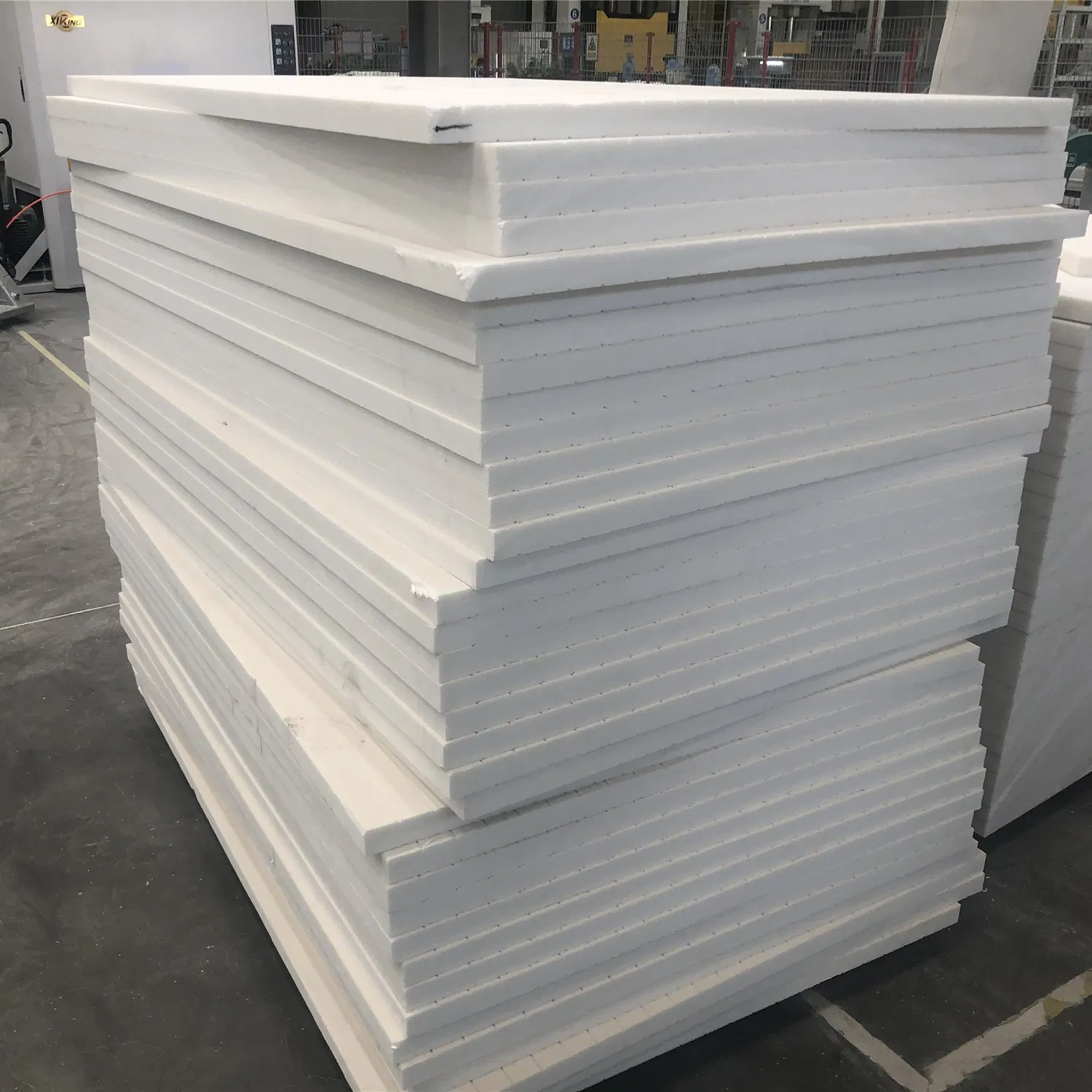 Lightweight Pet Composite Panel Glass Fiber Reinforced Pet Sandwich Panel for Prefab House Walls